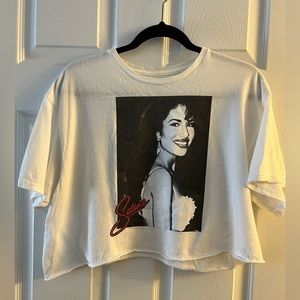 Selena crop top